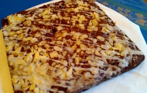 Strawberry-Almond Cake